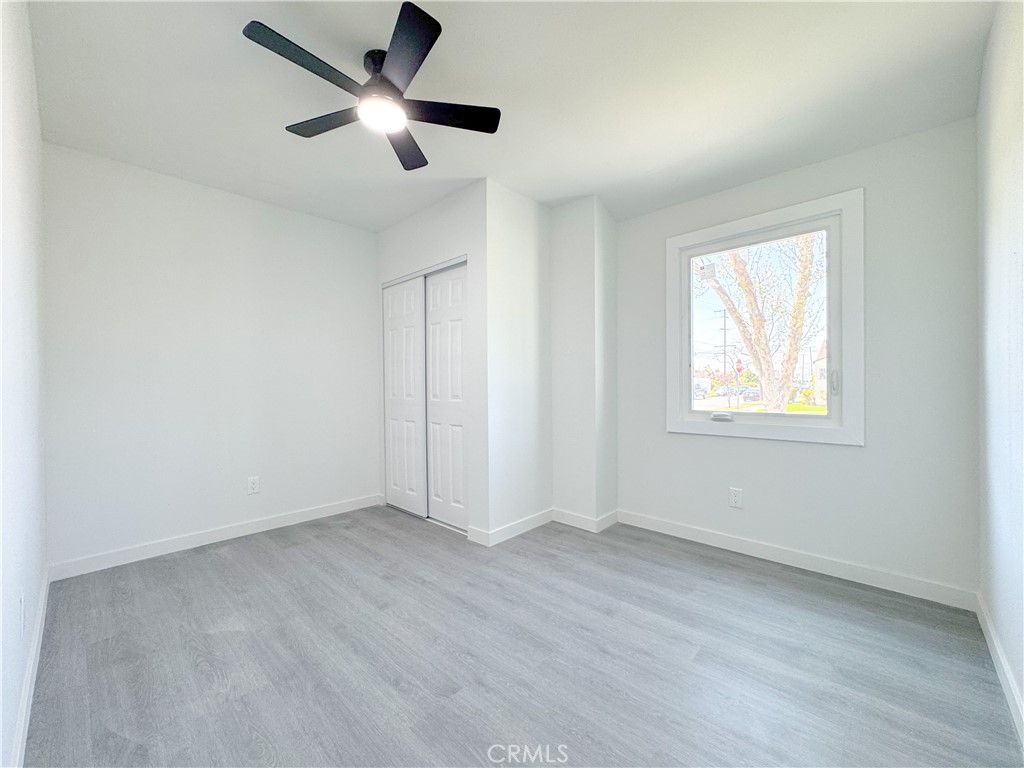 620 South Chester Avenue Compton, CA 90221 - Photo 15 of 27