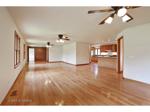 21 South Elmhurst Road Prospect Heights, IL 60070 - Photo 3 of 13 a view interior of a house wooden floor and an entryway