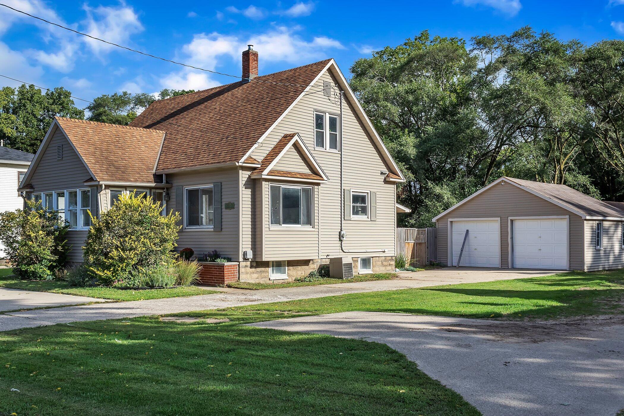 3563 Lincoln Road Hamilton, MI 49419 - Photo 4 of 39 3563-Lincoln-Rd-WindowStill-Real-Estate-