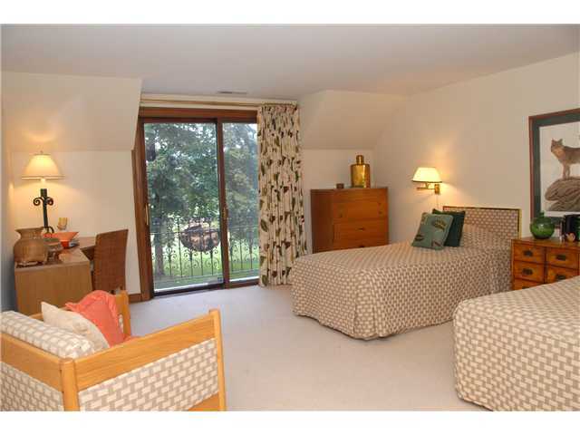 2515 Tremont Road Columbus, OH 43221 - Photo 17 of 25