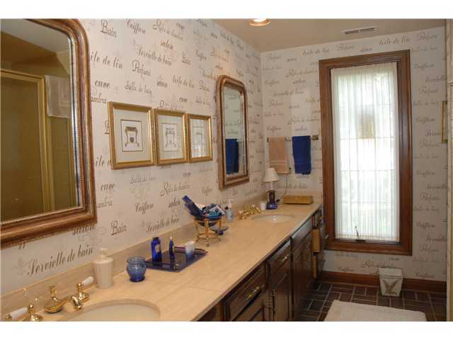 2515 Tremont Road Columbus, OH 43221 - Photo 19 of 25