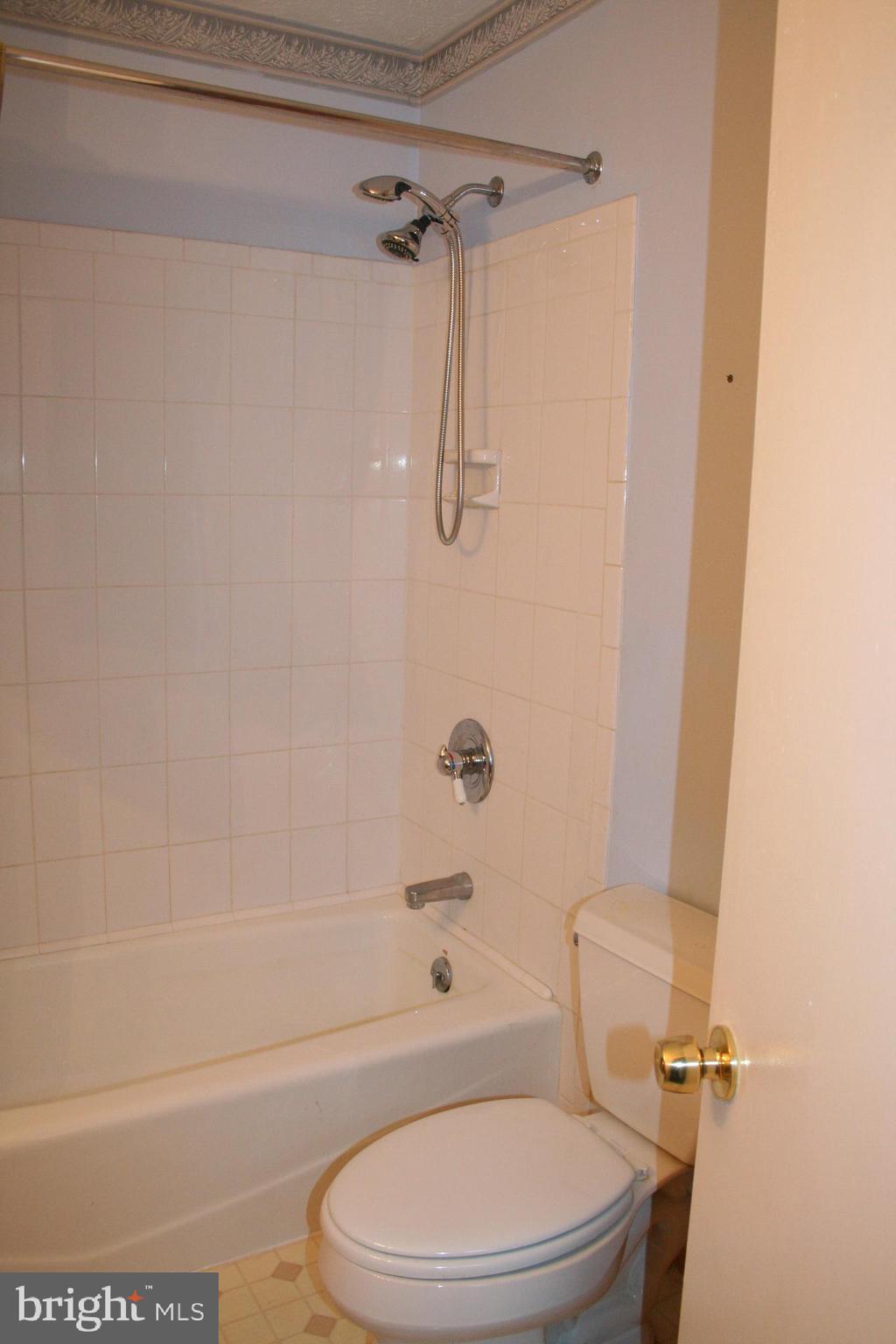 7800 Bastille Road Severn, MD 21144 - Photo 21 of 29