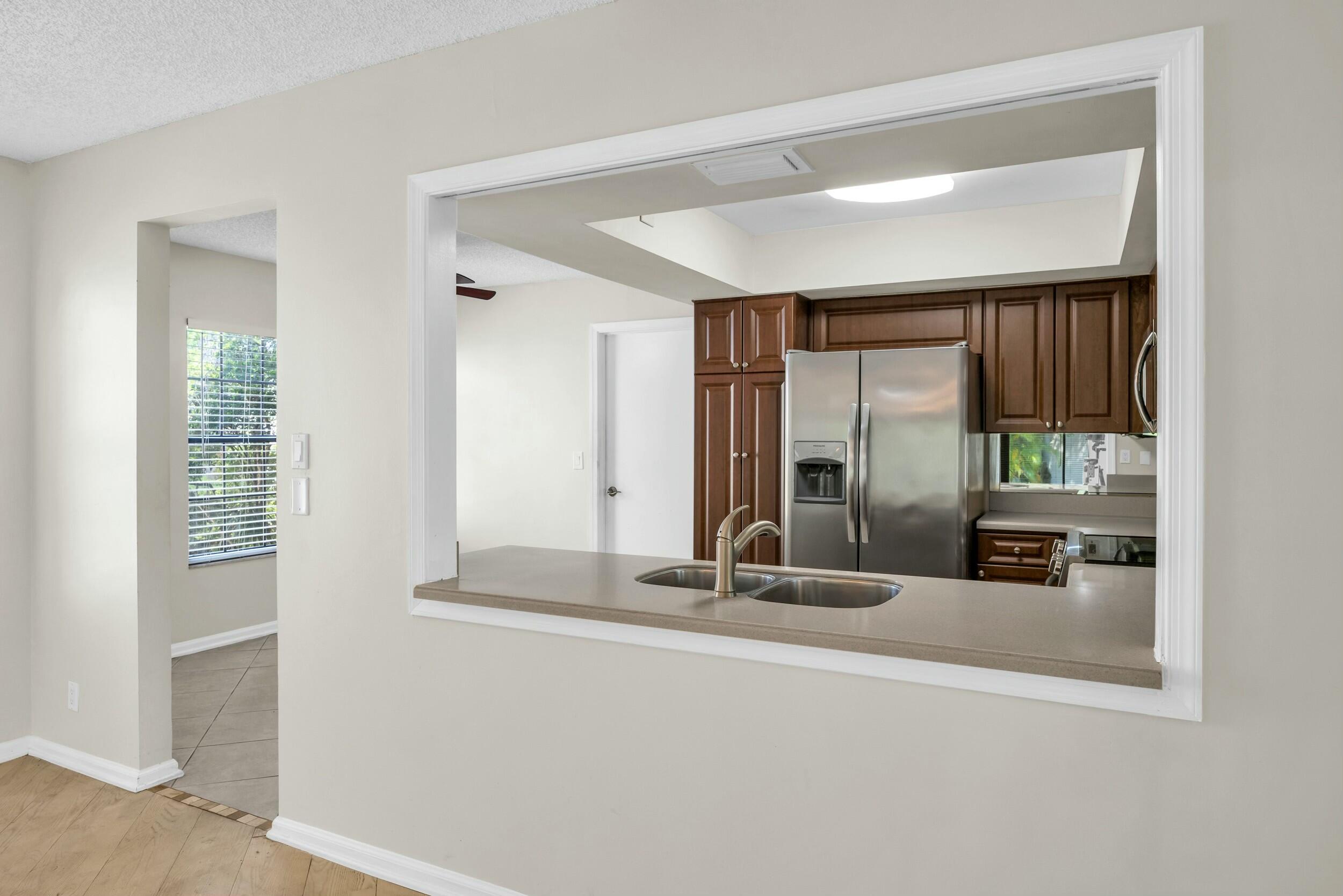 11206 Applegate Circle Boynton Beach, FL 33437 - Photo 13 of 34 tempImageC0bljI