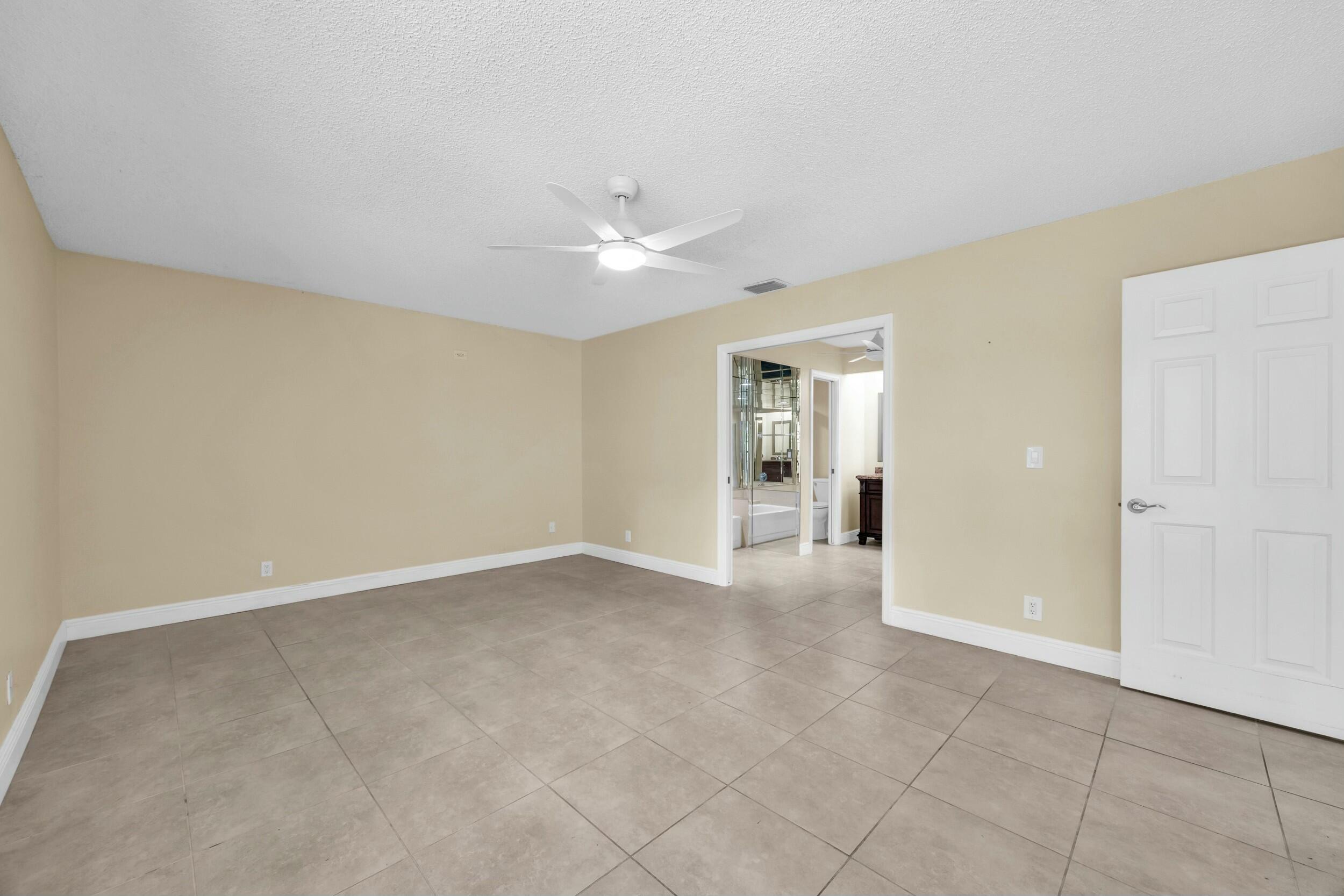 11206 Applegate Circle Boynton Beach, FL 33437 - Photo 17 of 34 tempImageJ7JGJ1