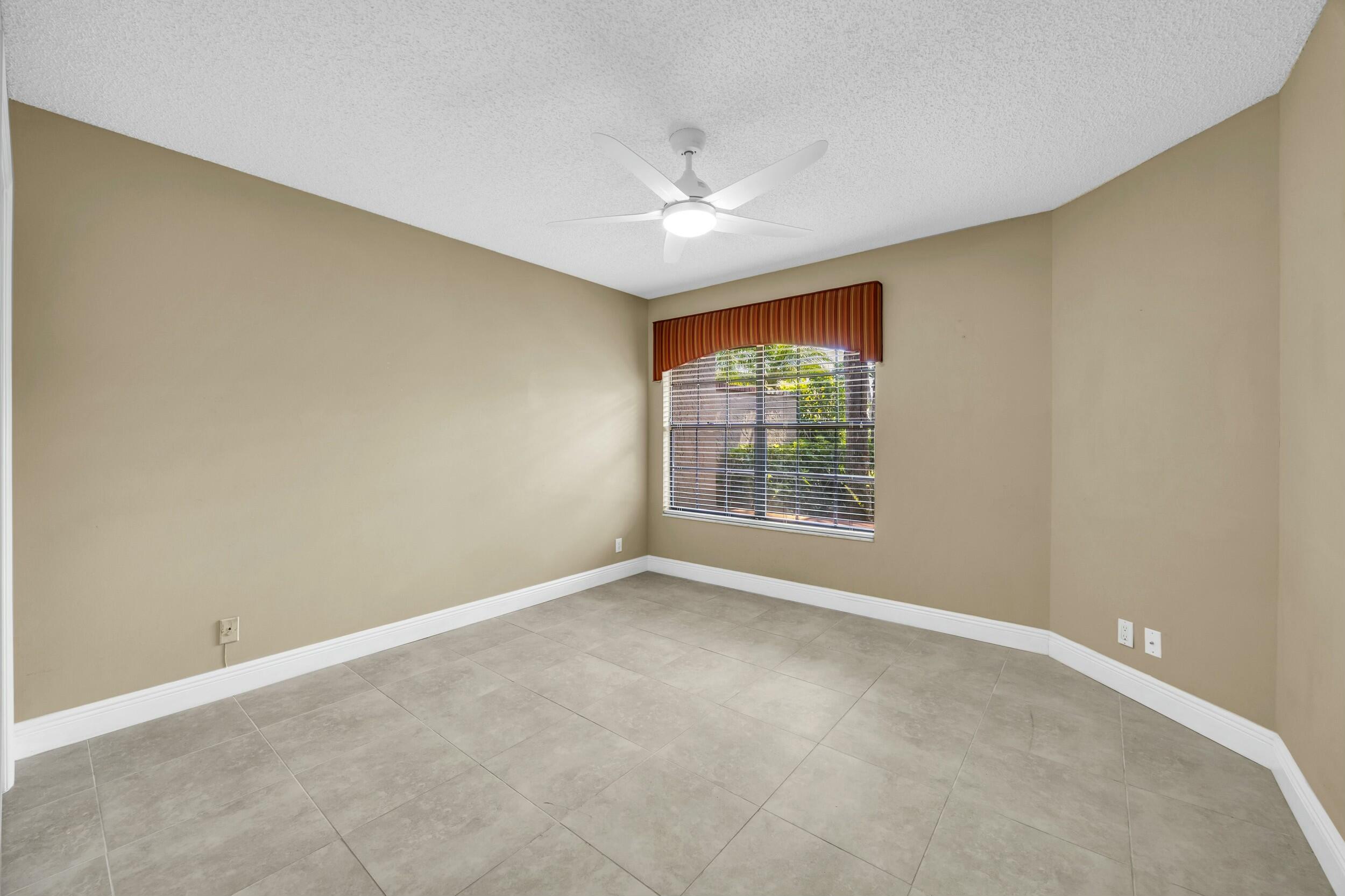 11206 Applegate Circle Boynton Beach, FL 33437 - Photo 23 of 34 tempImage8jGCB4