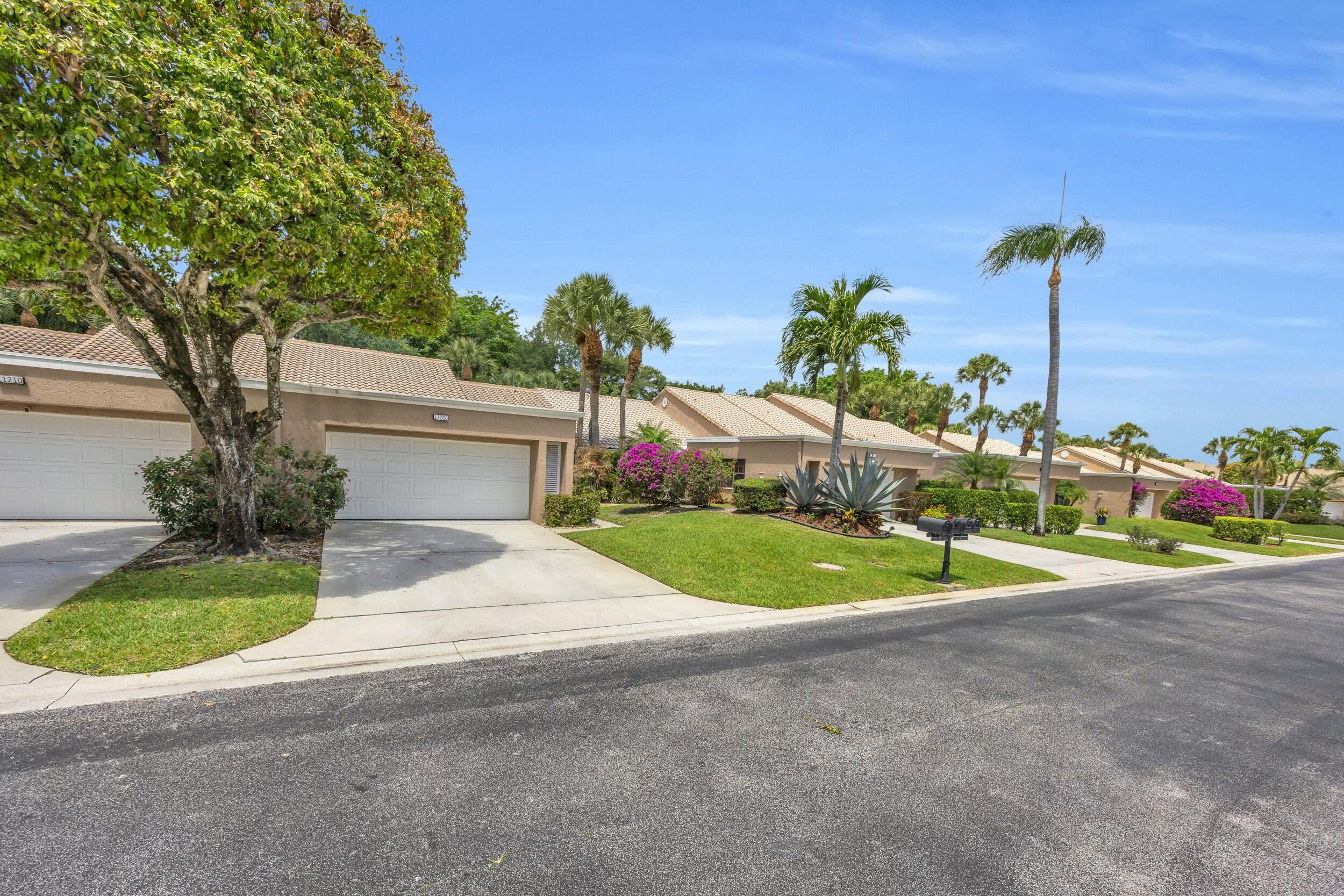 11206 Applegate Circle Boynton Beach, FL 33437 - Photo 34 of 34 tempImageVvwyHY