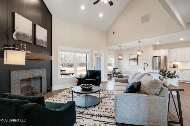 $477,000 | 10190 May Flowers Street, Olive Branch, MS 38654