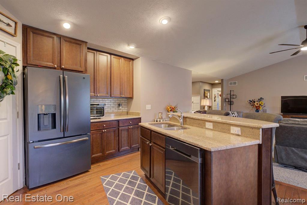 3593 Outback Trail Pinckney, MI 48169 - Photo 38 of 71 Gallery Image 38
