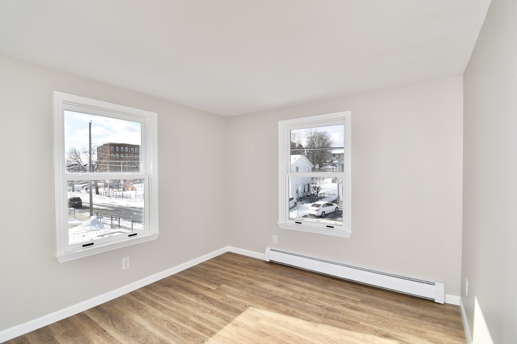 72 Center Street, Unit 72 Holyoke, MA 01040 - Photo 9 of 15