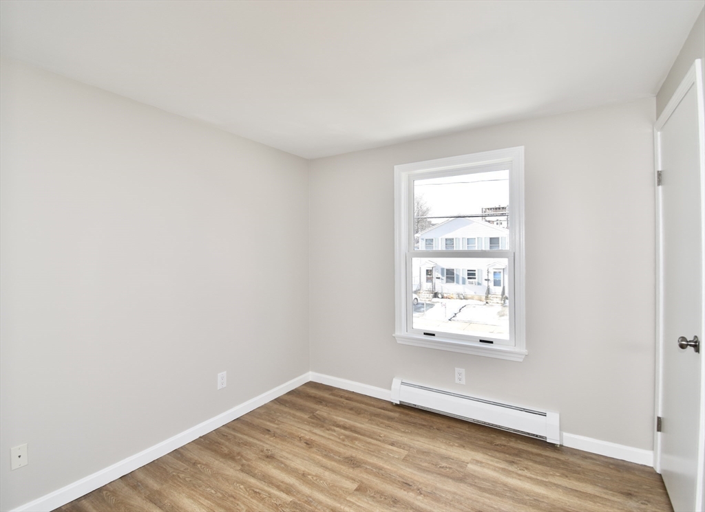 72 Center Street, Unit 72 Holyoke, MA 01040 - Photo 10 of 15