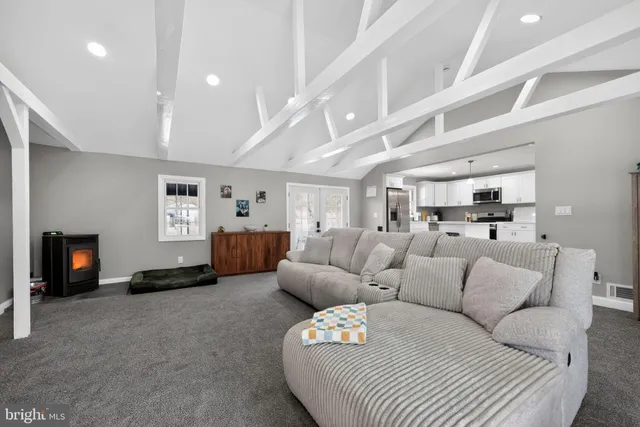 $395,000 | 298 South Tuckahoe Road, Williamstown, NJ 08094