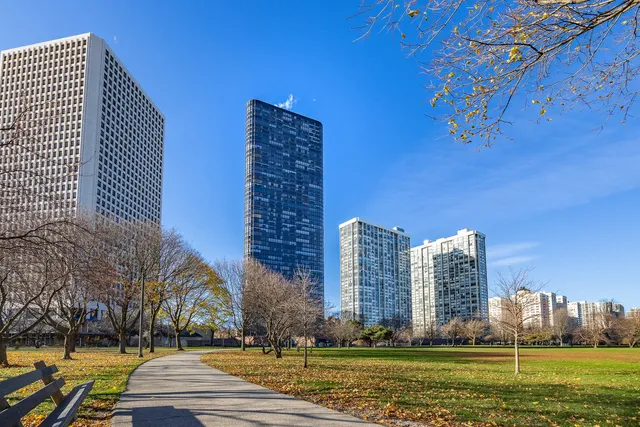 $110,000 | 5415 North Sheridan Road, Unit 2203, Chicago, IL 60640