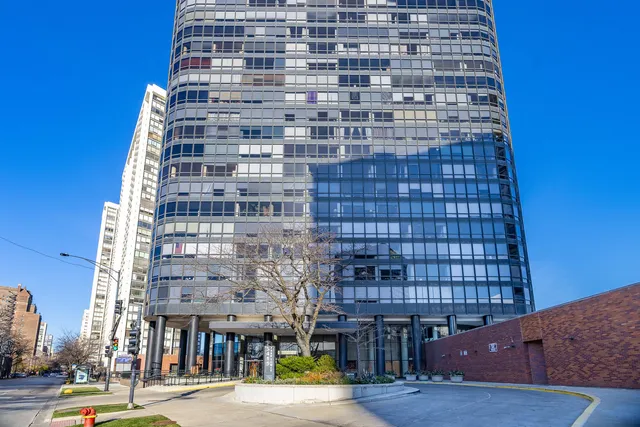 $110,000 | 5415 North Sheridan Road, Unit 2203, Chicago, IL 60640