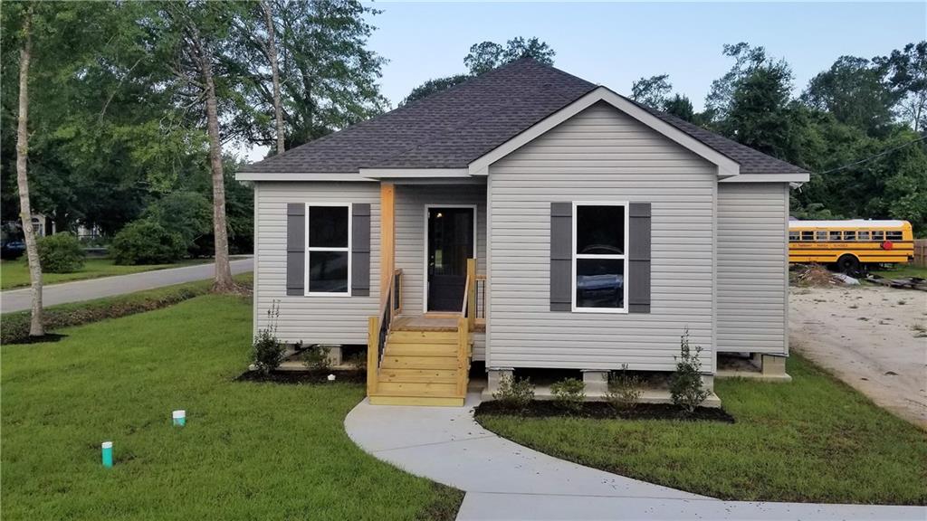 28628 Berry Todd Road Lacombe, LA 70445 - Photo 1 of 23 Gallery Image 1
