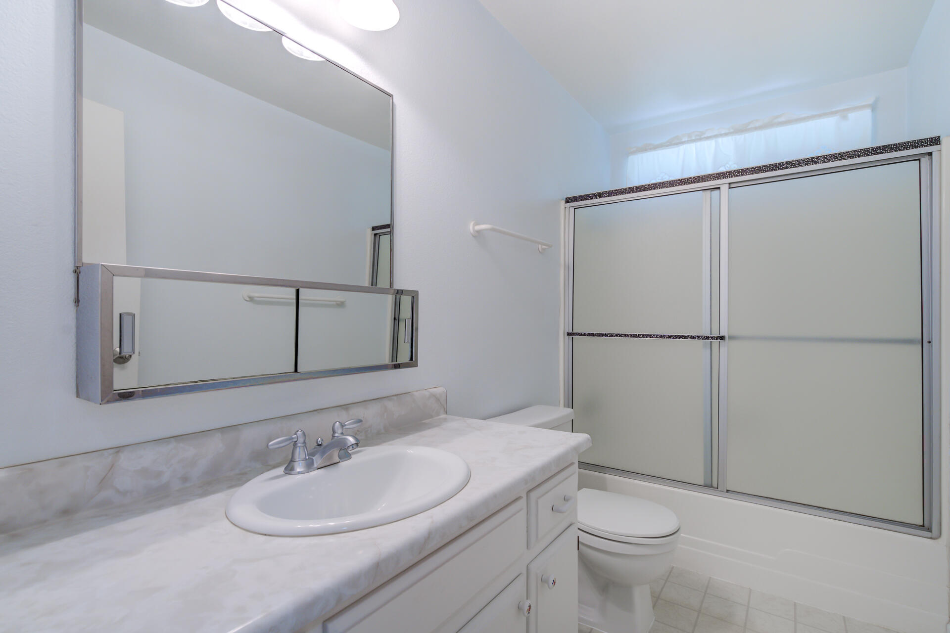 20798 Teachs Trail Redding, CA 96003 - Photo 17 of 46 20798TeachsTrl-17