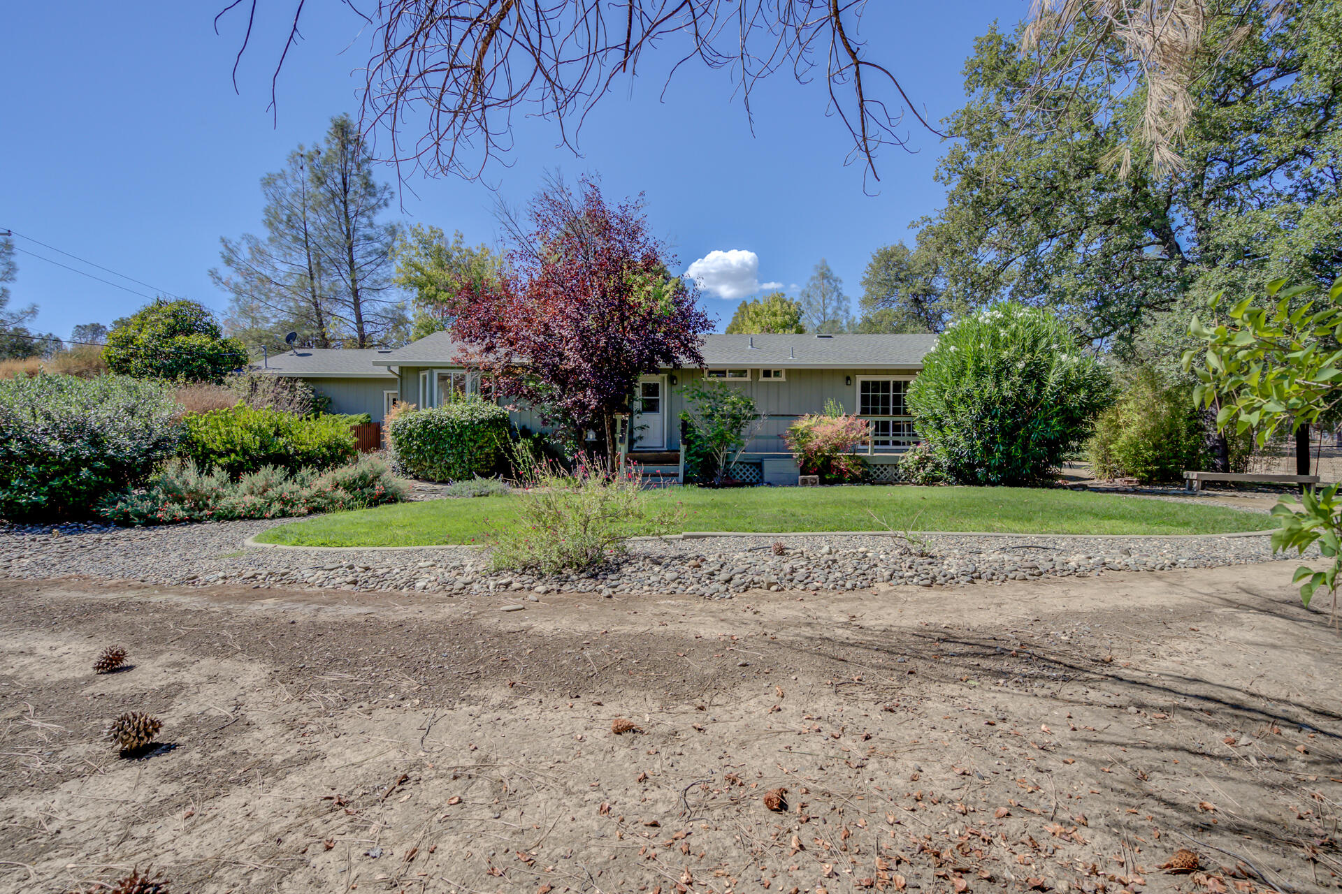 20798 Teachs Trail Redding, CA 96003 - Photo 31 of 46 20798TeachsTrl-44