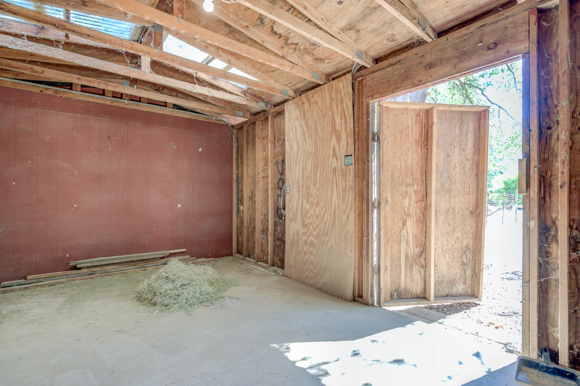 20798 Teachs Trail Redding, CA 96003 - Photo 36 of 46 20798TeachsTrl-54