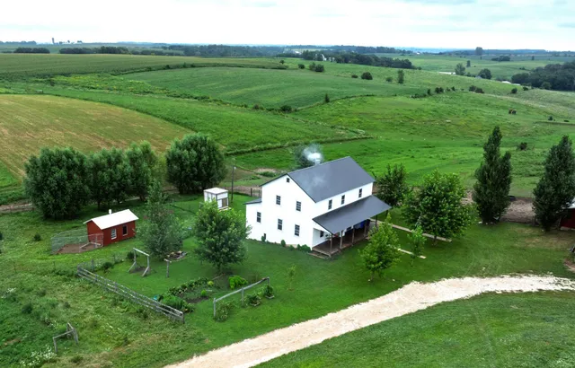 $279,000 | 13130 County 21, Canton, MN 55922