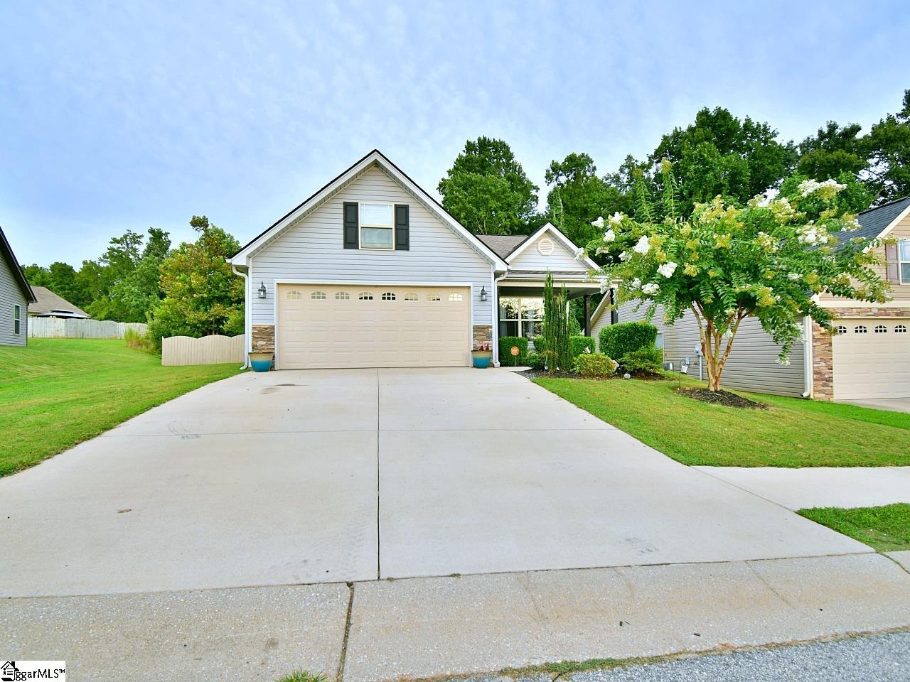 769 Bankston Drive Boiling Springs, SC 29316 - Photo 1 of 25 Gallery Image 1
