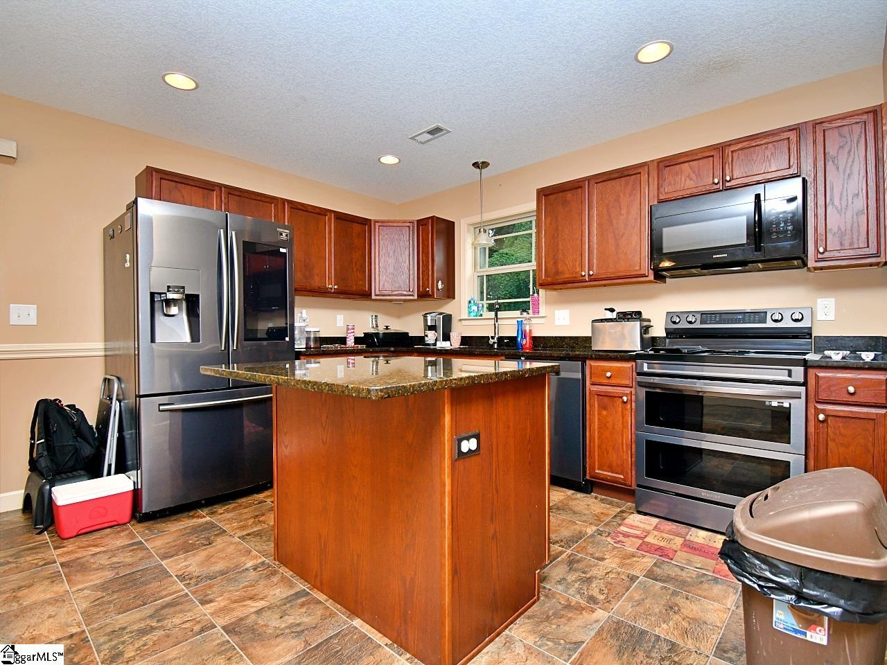 769 Bankston Drive Boiling Springs, SC 29316 - Photo 10 of 25 Gallery Image 10