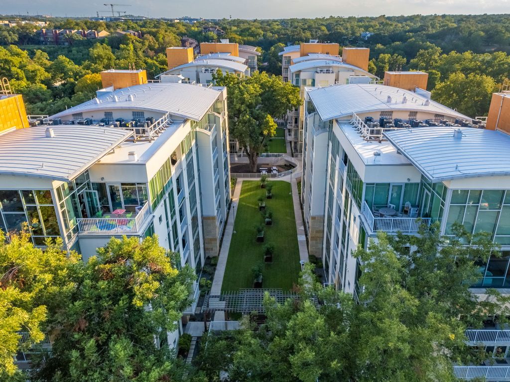 1600 Barton Springs Road, Unit 5301 Austin, TX 78704 - Photo 28 of 30 an aerial view of a house with a big yard