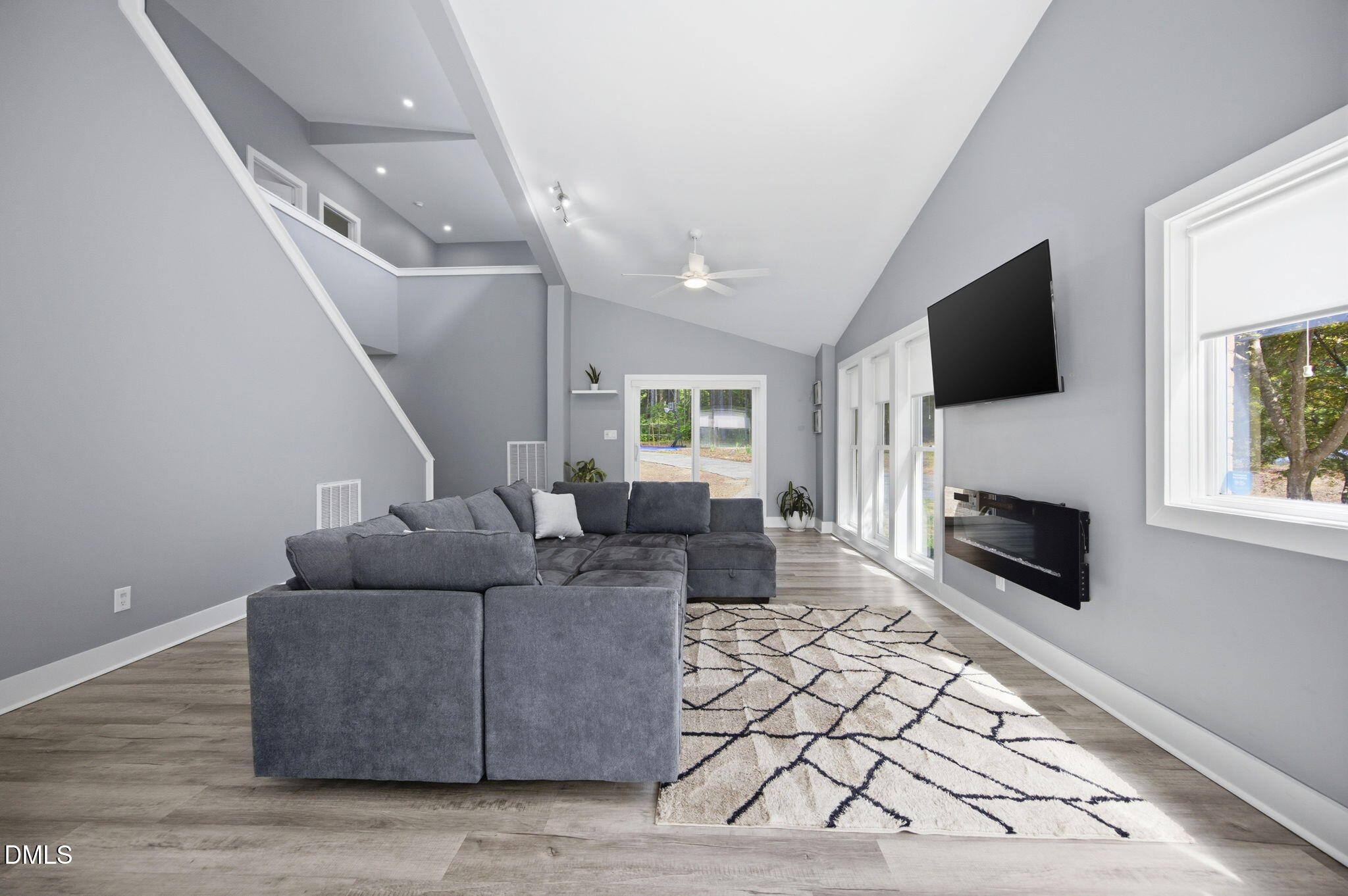 8308 Belgium Drive Raleigh, NC 27606 - Photo 27 of 48 Living Room