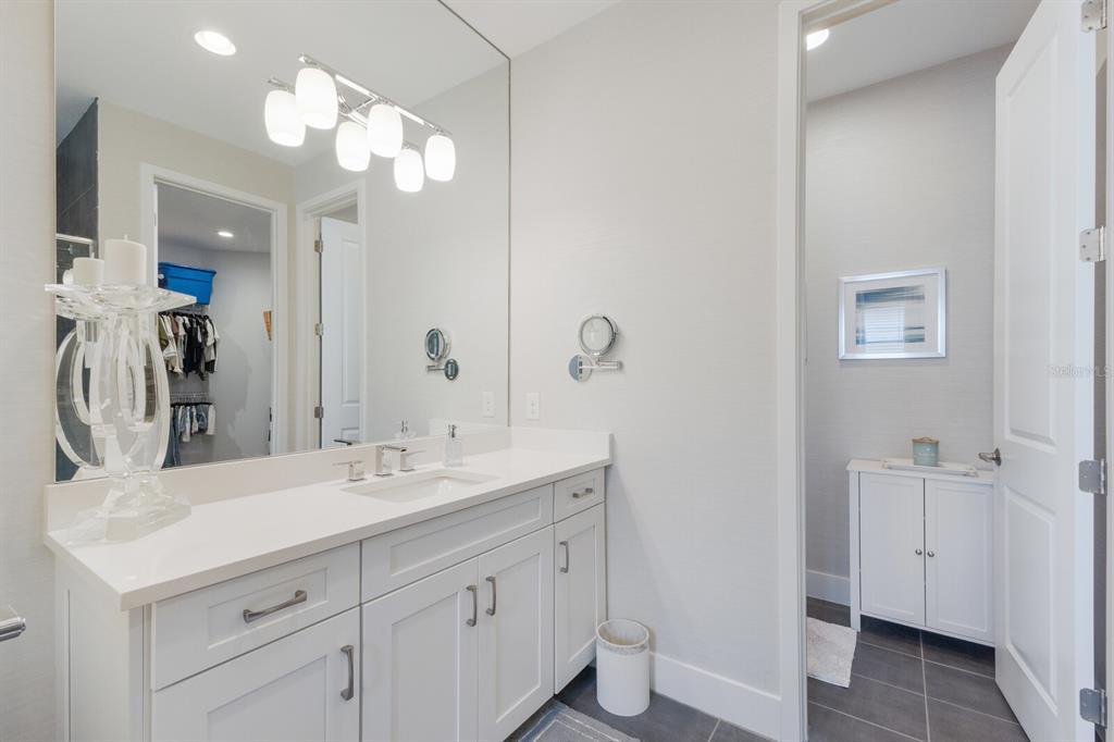 5557 Long Shore Loop Sarasota, FL 34238 - Photo 26 of 90