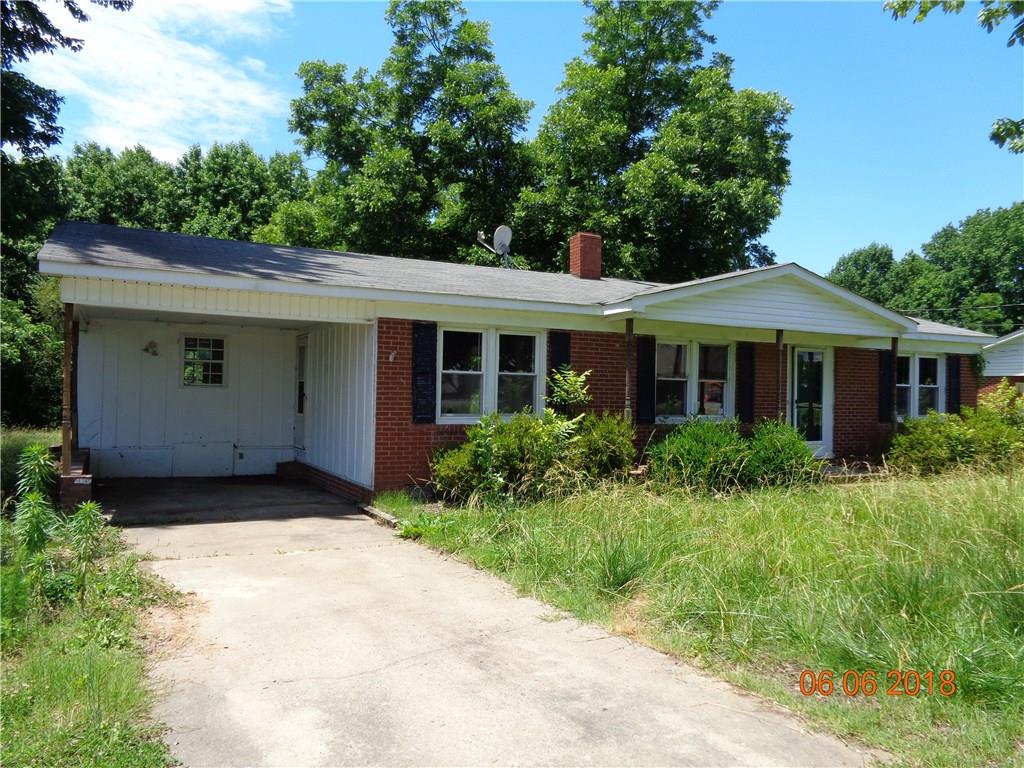 1723 North Post Road Shelby, NC 28150 - Photo 1 of 12 Gallery Image 1