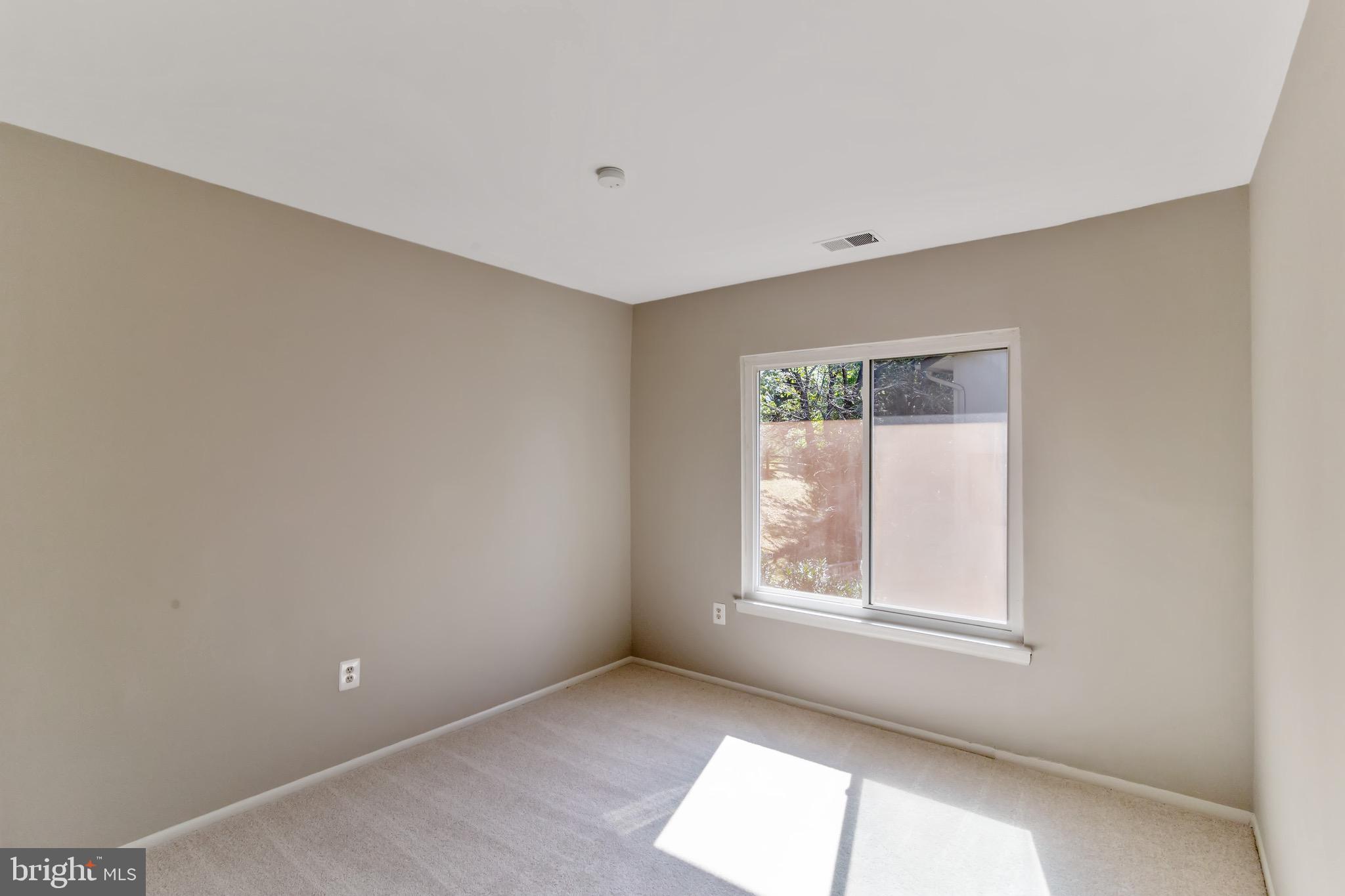 9104 Tulip Grove Road Gaithersburg, MD 20879 - Photo 19 of 27 Bedroom #2