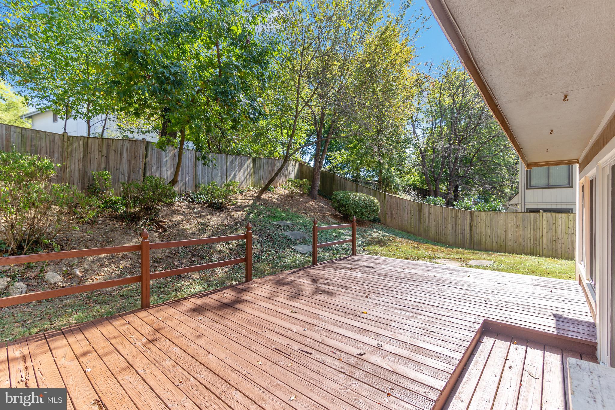 9104 Tulip Grove Road Gaithersburg, MD 20879 - Photo 25 of 27 Back Deck