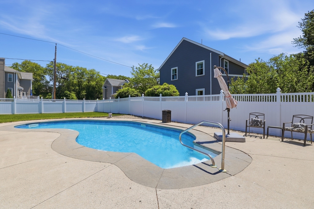 35 Kendrick Road Wakefield, MA 01880 - Photo 25 of 29