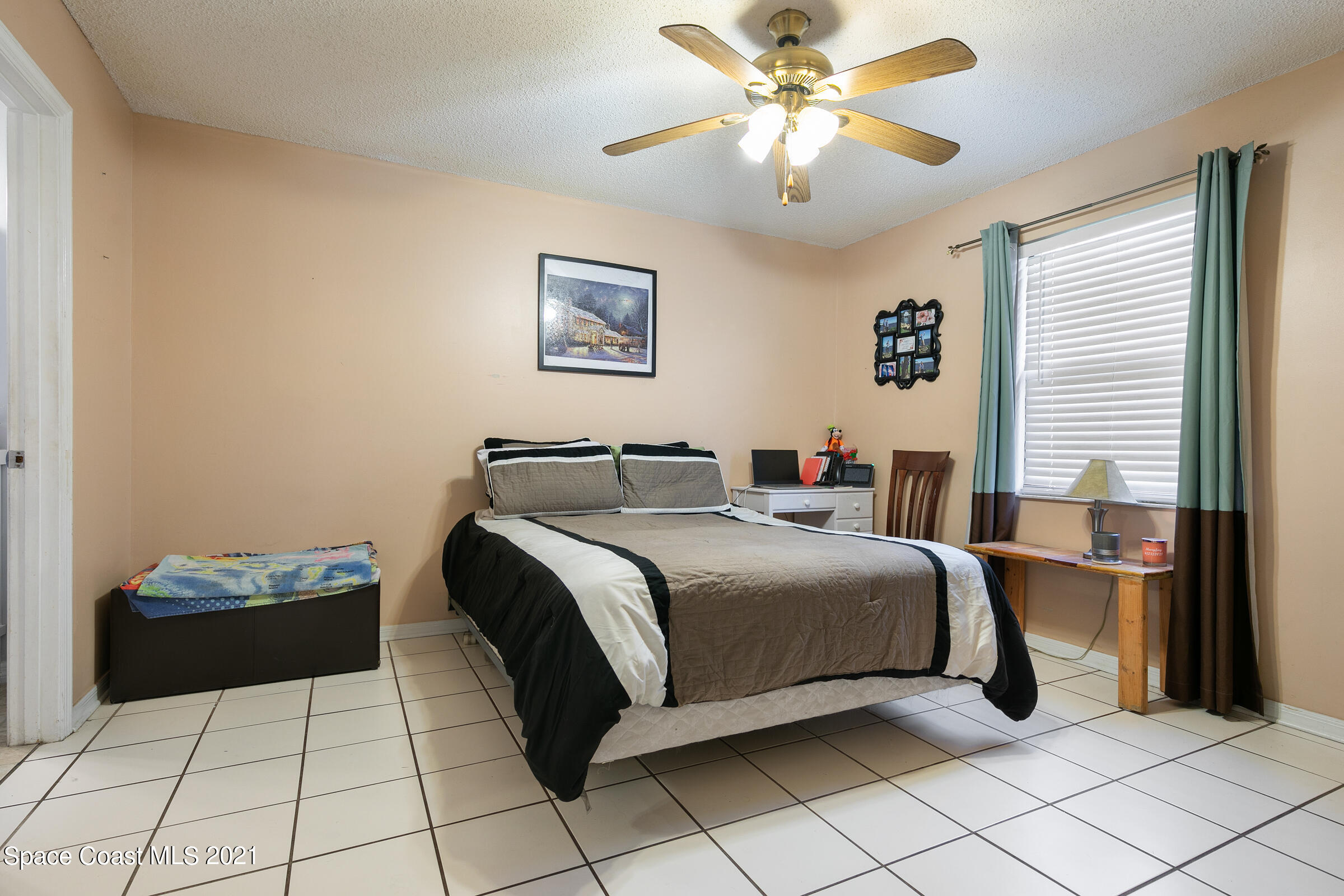 426 Crystal Mist Road Northwest Palm Bay, FL 32907 - Photo 11 of 26 20210827 426 Crystal Mist Rd PAGE-1014