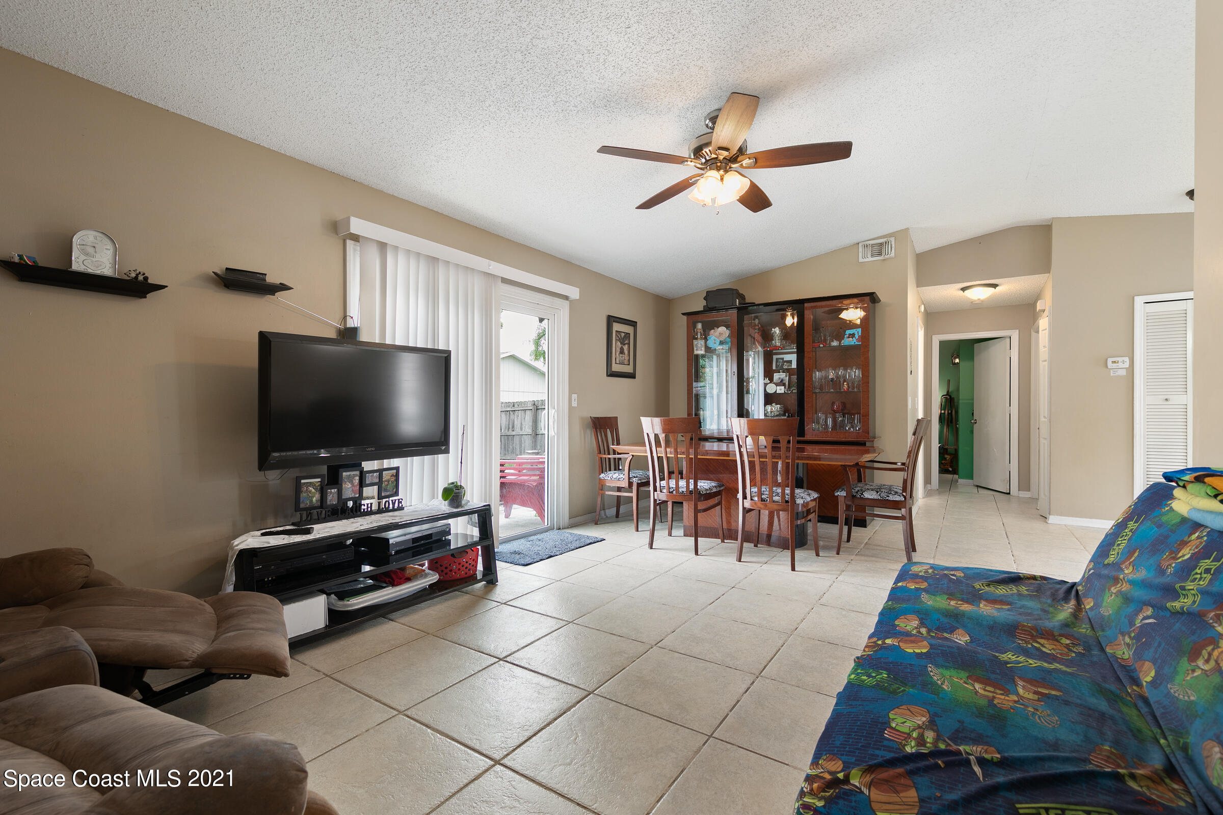426 Crystal Mist Road Northwest Palm Bay, FL 32907 - Photo 6 of 26 20210827 426 Crystal Mist Rd PAGE-1004
