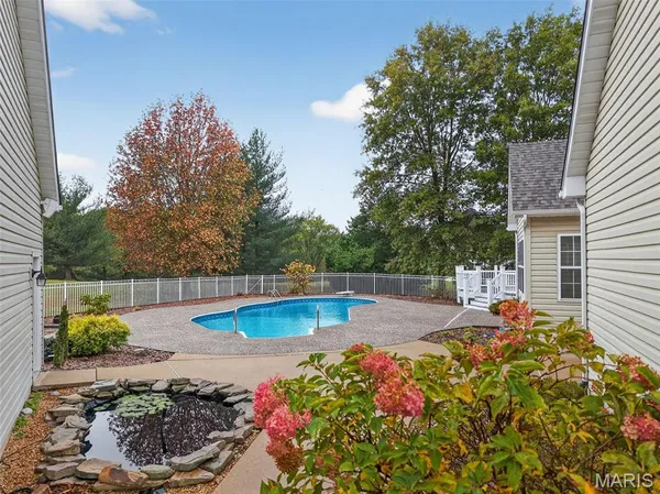 $795,000 | 3780 Forest Meadow Drive, Defiance, MO 63341