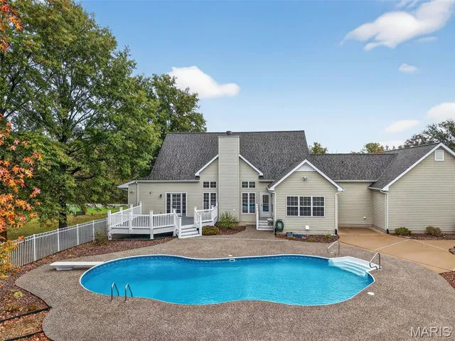 $875,000 | 3780 Forest Meadow Drive, Defiance, MO 63341