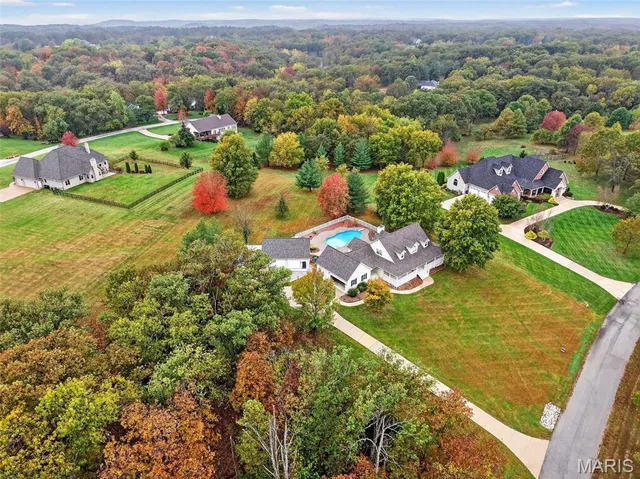 $875,000 | 3780 Forest Meadow Drive, Defiance, MO 63341