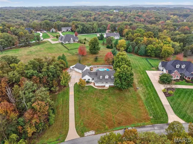 $875,000 | 3780 Forest Meadow Drive, Defiance, MO 63341