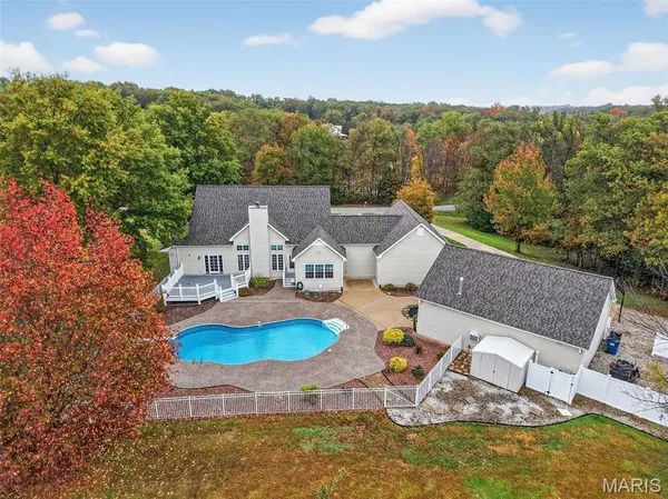 $795,000 | 3780 Forest Meadow Drive, Defiance, MO 63341