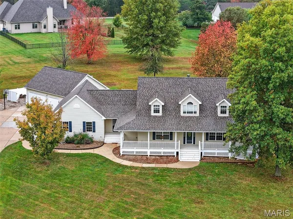 $795,000 | 3780 Forest Meadow Drive, Defiance, MO 63341