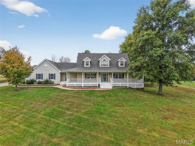 $875,000 | 3780 Forest Meadow Drive, Defiance, MO 63341