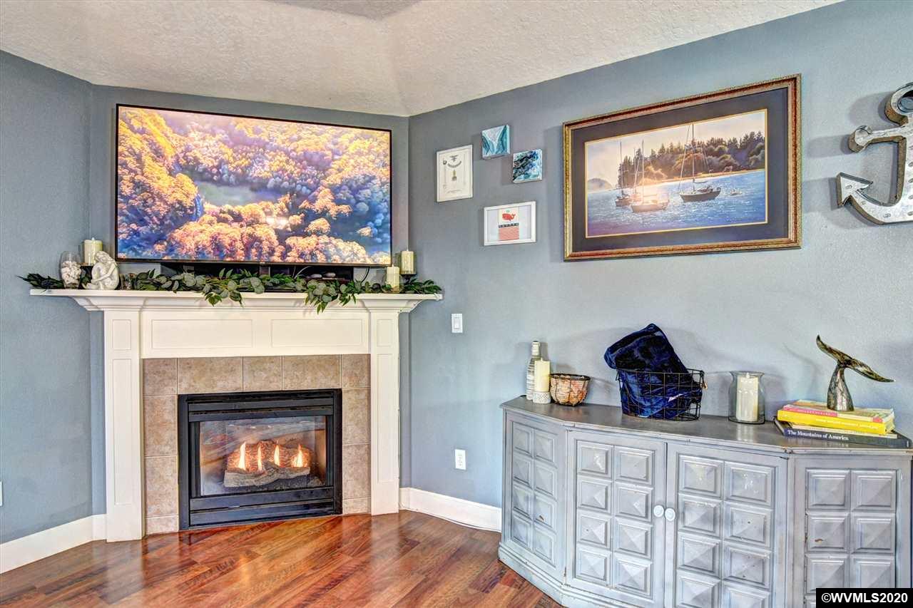 122 10th Street Jefferson, OR 97352 - Photo 14 of 32