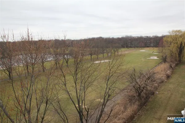 $609,000 | 2403 Windsor Park Court, Unit 403, Englewood, NJ 07631