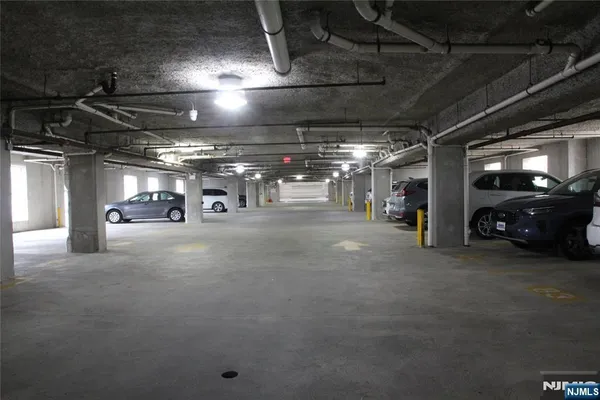 $609,000 | 2403 Windsor Park Court, Unit 403, Englewood, NJ 07631