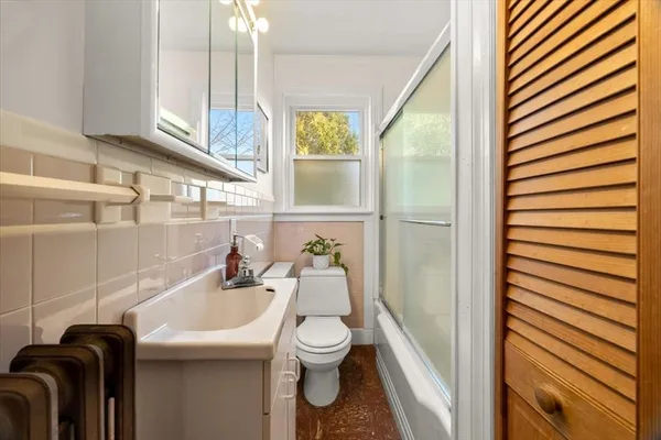 $399,900 | 22 Ingell Street, Taunton, MA 02780