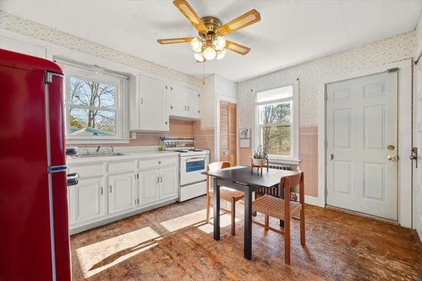 $399,900 | 22 Ingell Street, Taunton, MA 02780