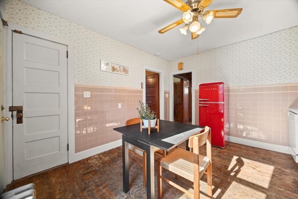 22 Ingell Street Taunton, MA 02780 - Photo 8 of 25