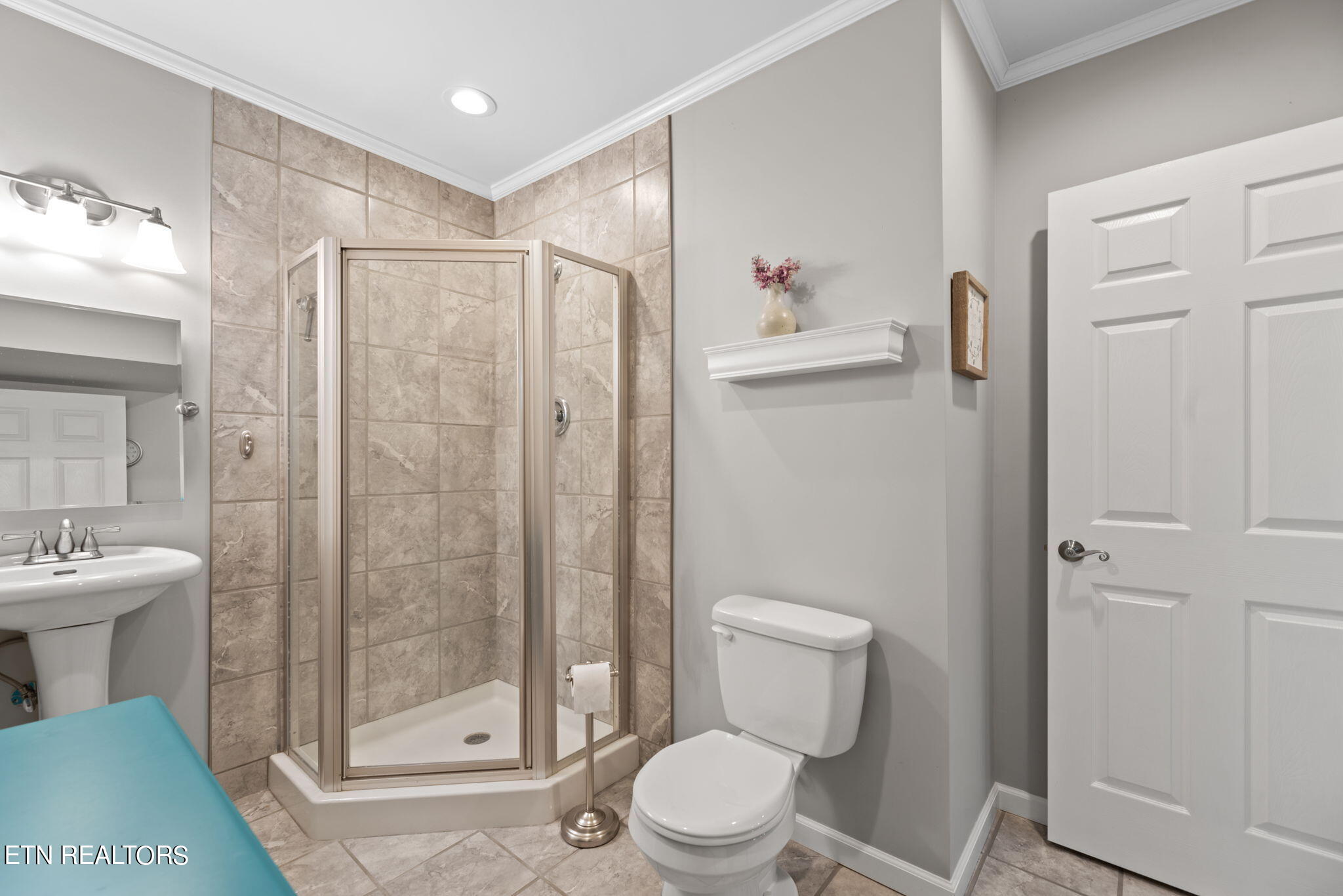 2323 Roseberry Road Mascot, TN 37806 - Photo 30 of 51 30-web-or-mls-Rsbrry2323 (78)