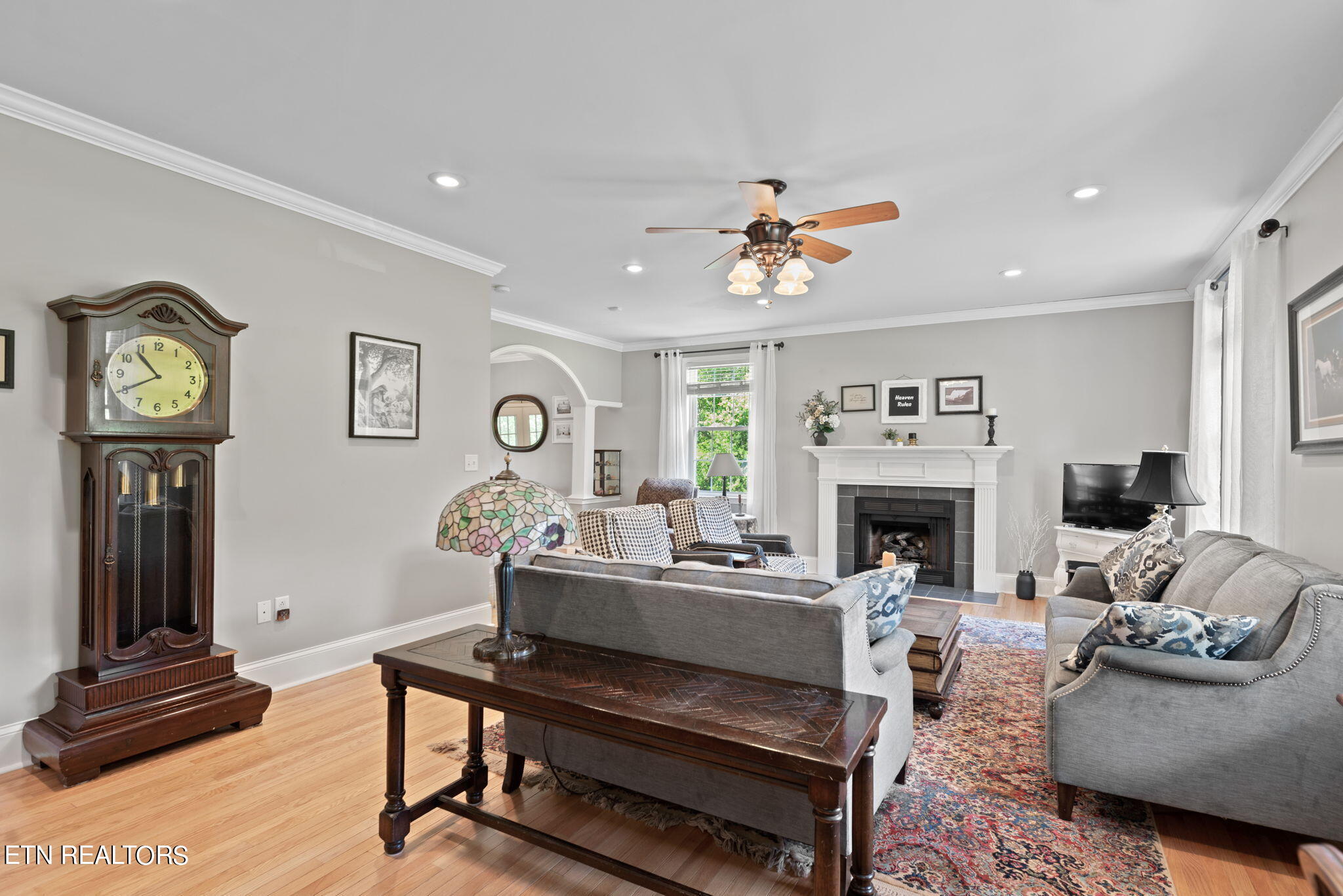 5-web-or-mls-Rsbrry2323 (6)