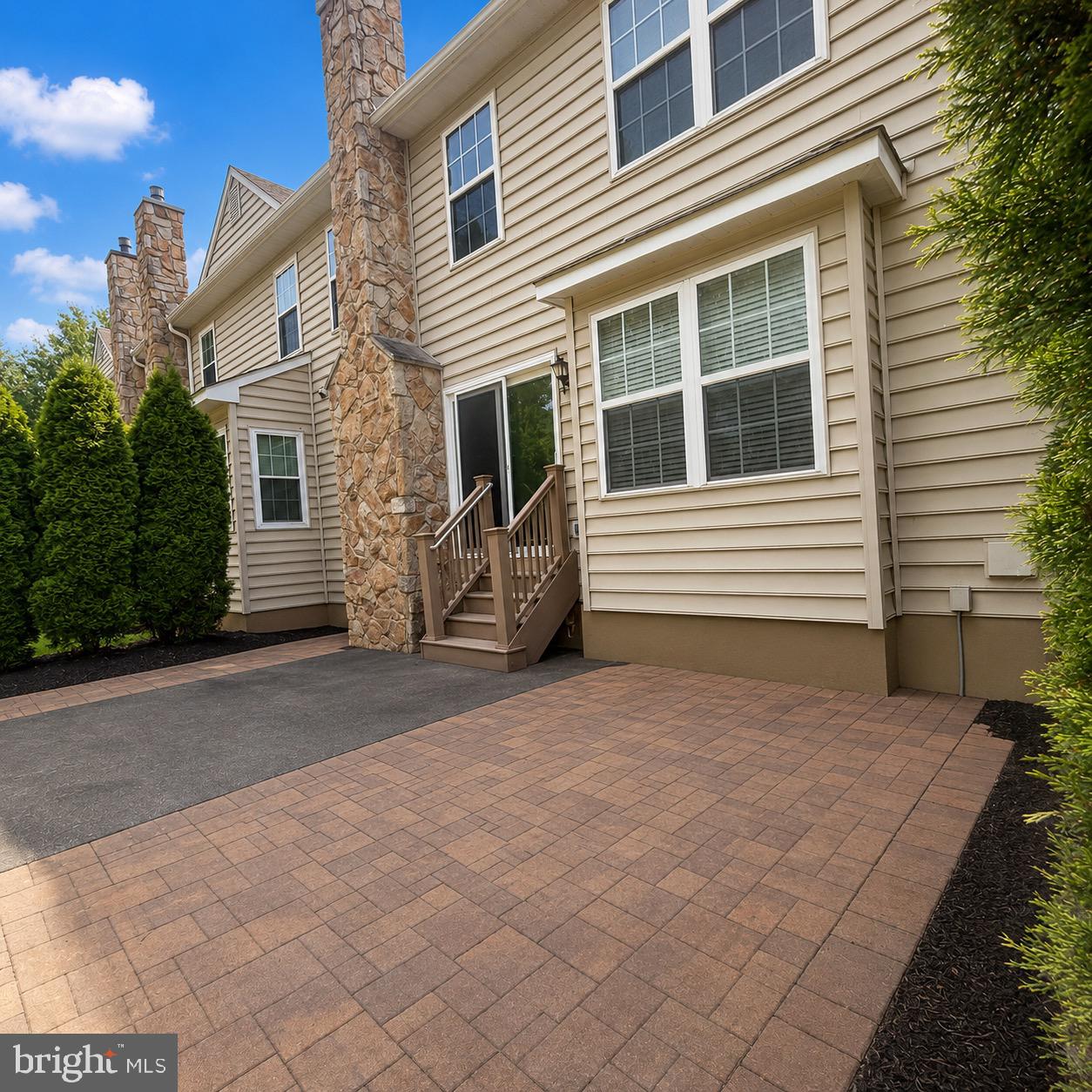 11 Hogan Way Moorestown, NJ 08057 - Photo 9 of 9 Charming home with inviting patio.
