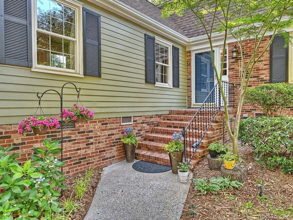 7719 Whistlestop Road Charlotte, NC 28210 - Photo 3 of 36